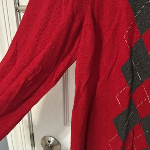 Banana Republic Men’s Red Argyle Lightweight Vneck Sweater Size Large - Picture 3 of 7